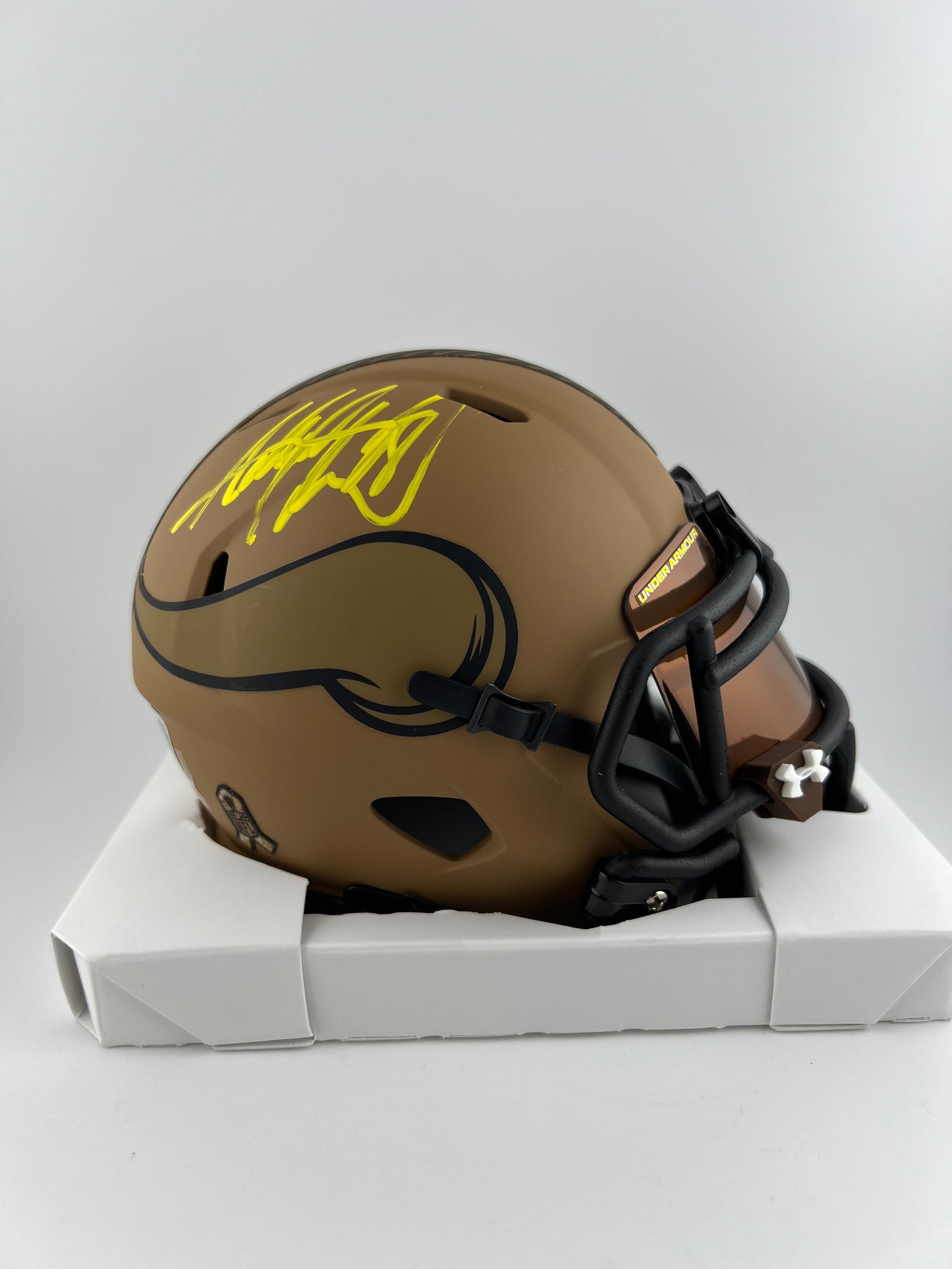 MINI HELMET SERIES #411